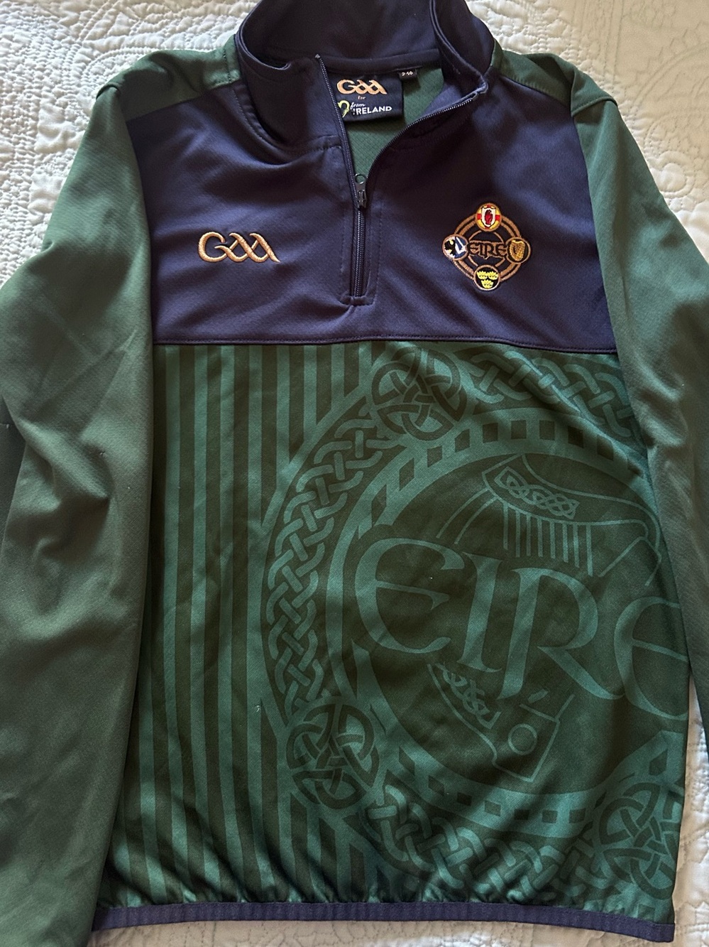Lansdowne Ireland Men's Green & Navy Celtic Quarter-Zip Training Top